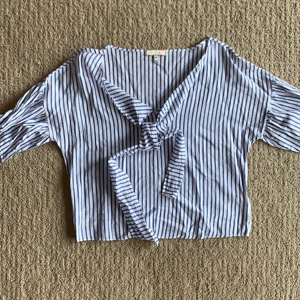 2 FOR $10! Eri and Ali top